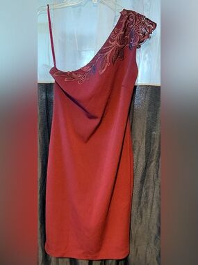 open lace back dress Midi jurk one shoulder roze – NOOS Sharing Boutique main image 1